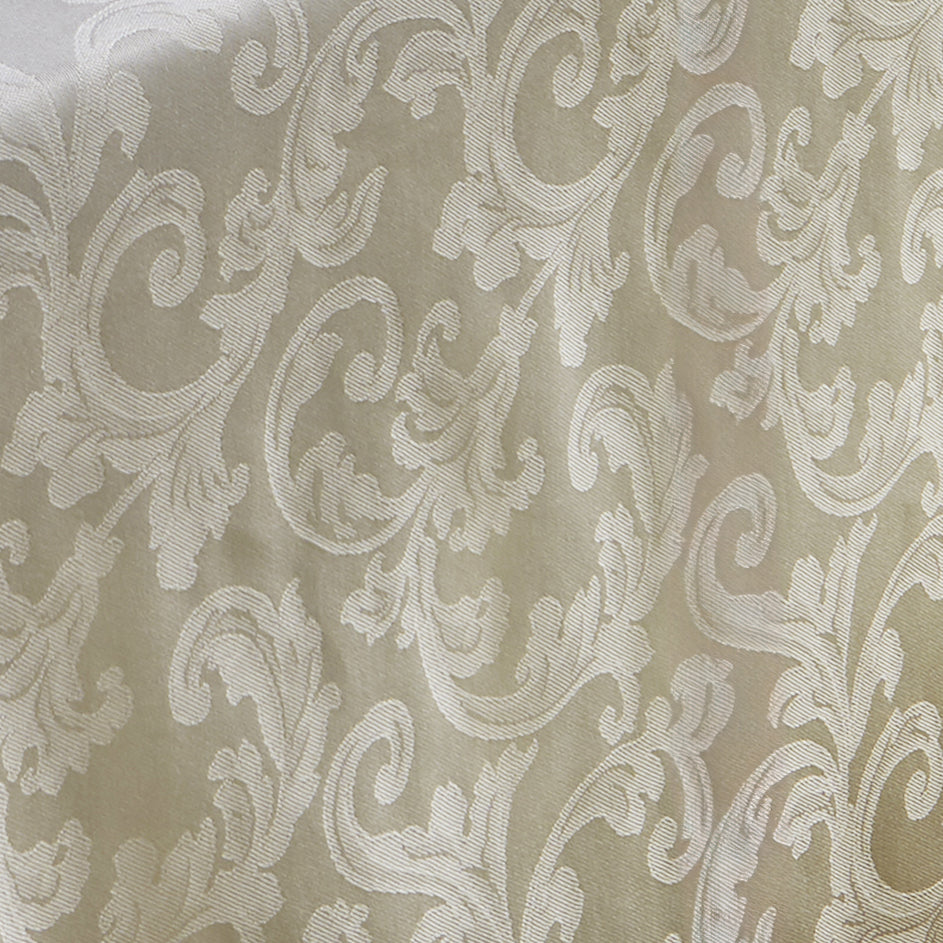 Eleganze Model Tablecloth and Napkins in Flanders Jacquard Cotton