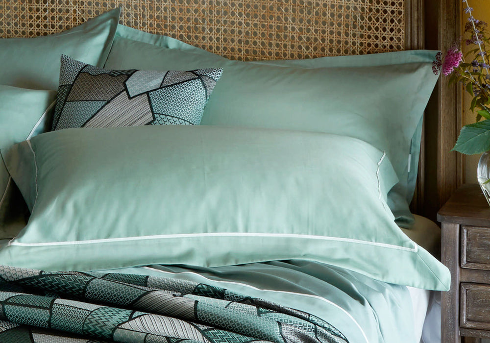 Kensington Model Sheet Set In Cotton Satin With Cordonnet Finish